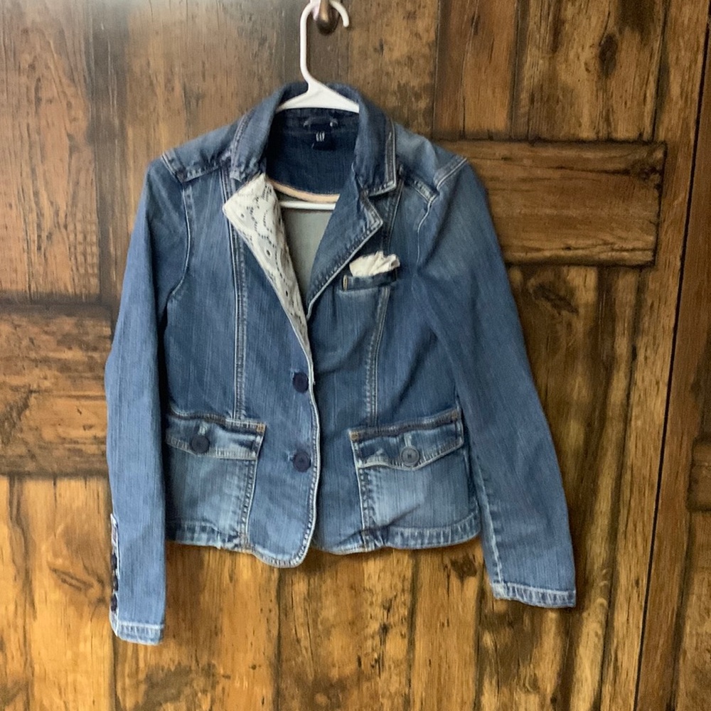 Gap Jean Jacket size 6